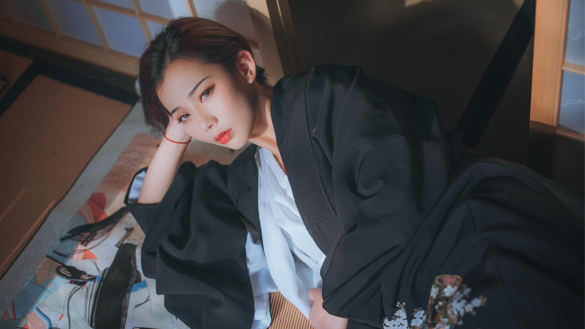 拿相机的执义写真预览
