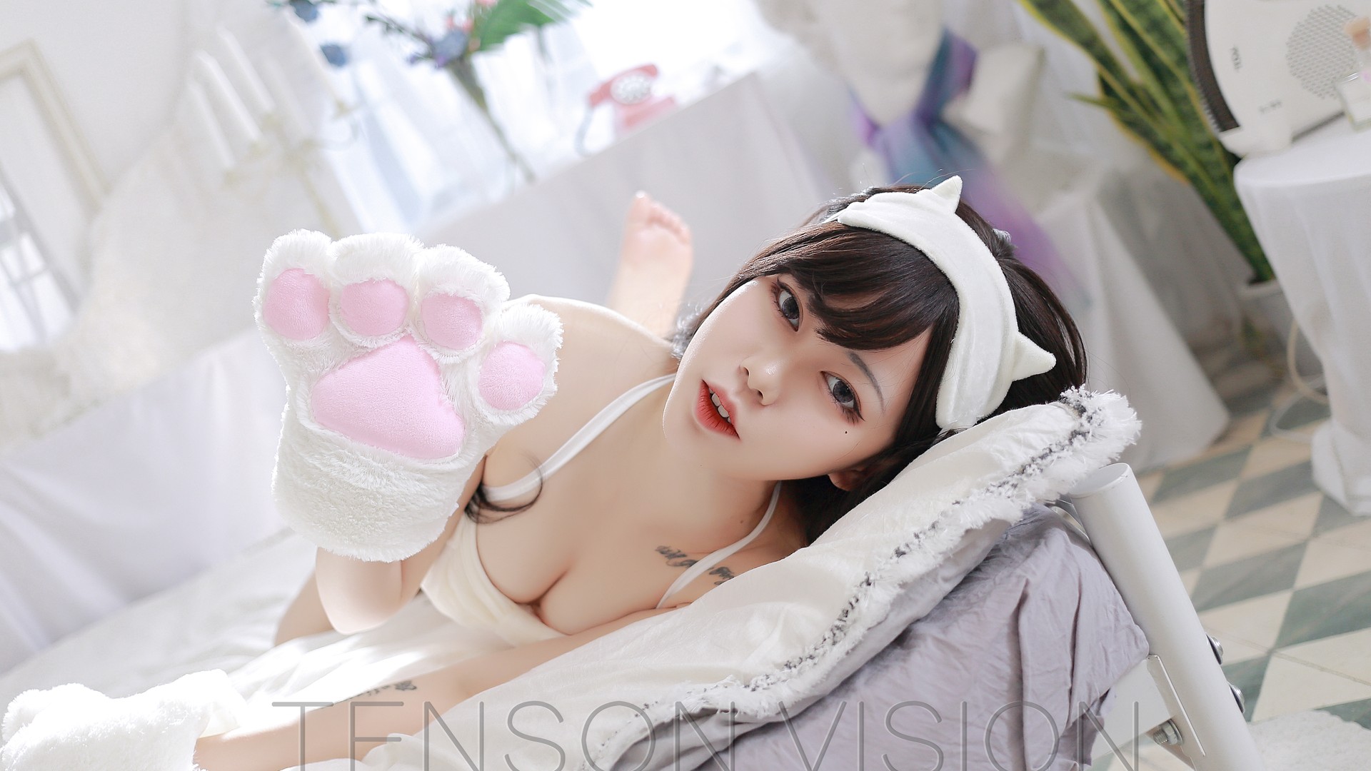 猪突猛蛋写真预览