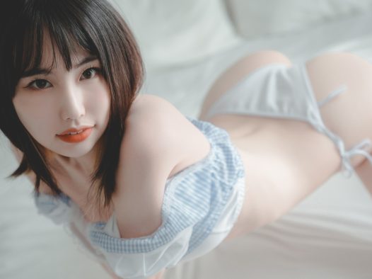 Uhye(이유혜)写真合集[13套]